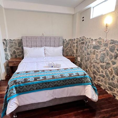 Intikilla Hostal Ollantaytambo Esterno foto