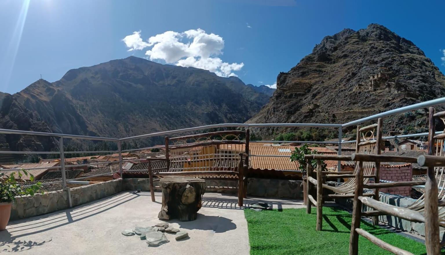 Intikilla Hostal Ollantaytambo Esterno foto